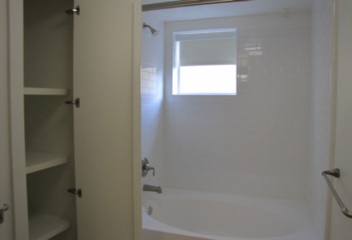 Mayfair Residences shower tub and closet