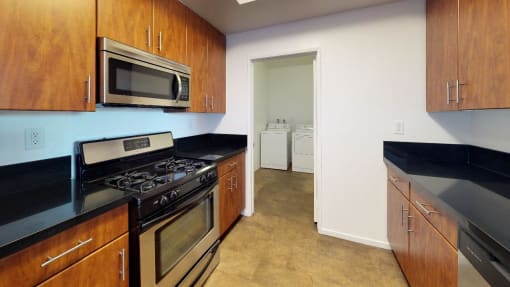 5015 Clinton Apartments kitchen with appliances