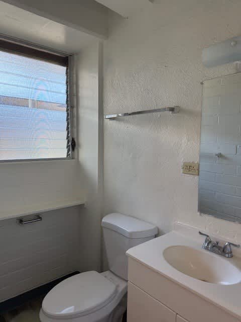 Pacific Oasis bathroom