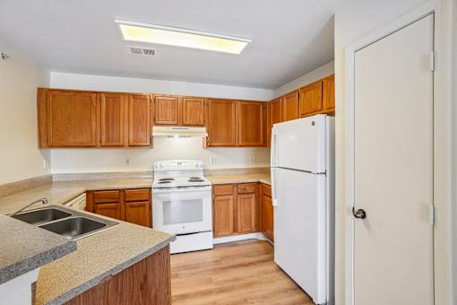 Bull Run Unit 207 kitchen appliances