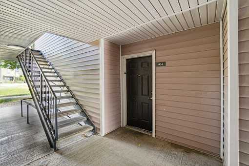 Bull Run Unit 404 Front Door