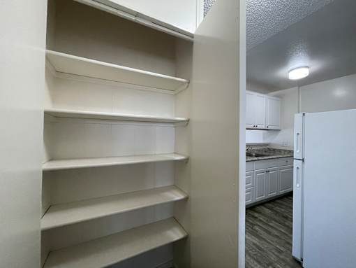 Cambridge Park Kitchen Pantry