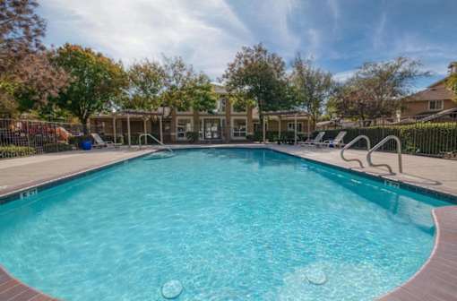 Chesapeake Bay pool