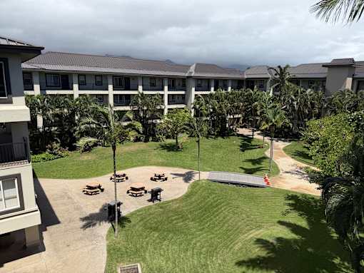 The Waterfront Apartments Courtyard and Lawn