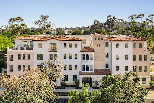 El Jardin Exterior