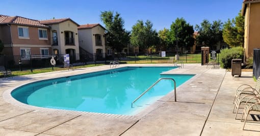 Larkspur Village pool