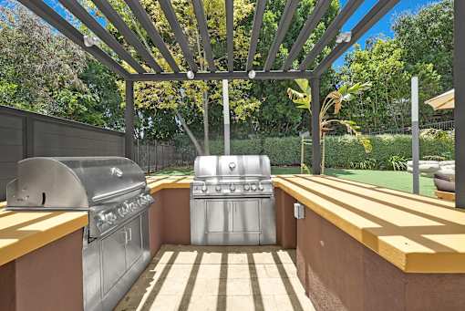 Legado Encino BBQ Area