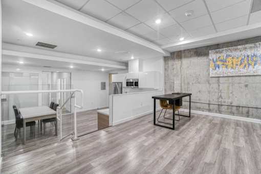 Maia Avira at Glendale Living Area