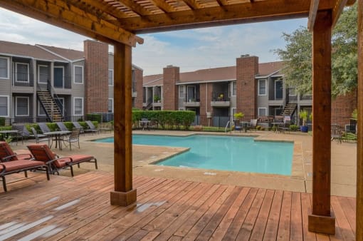 Oak Tree Village Apartments Pool and Lounge Chairs
