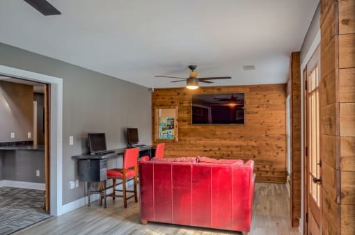 Oak Tree Village Apartments Resident Amenities Lounge