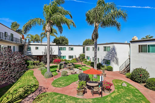 OceanView Townhomes courtyard