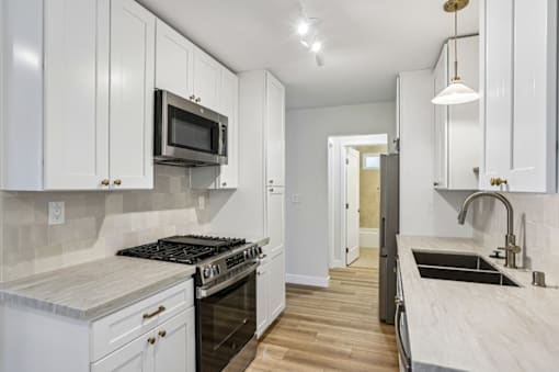 OceanView Townhomes kitchen