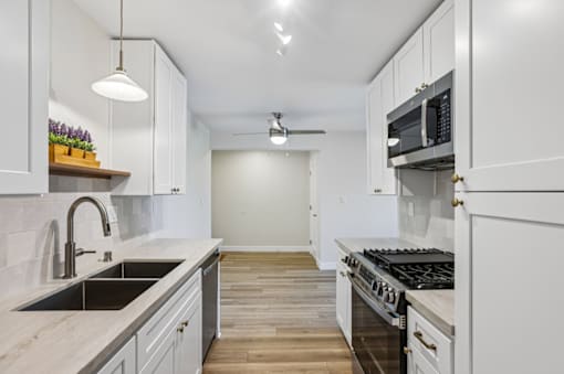 OceanView Townhomes kitchen