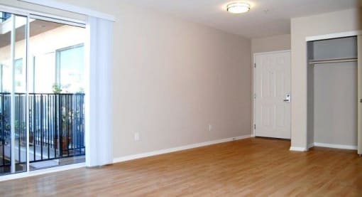 1422 on 7th Living Room