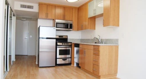 1423 on 6th kitchen