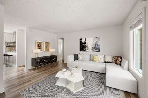 Larkspur West Linn Staged Living Area