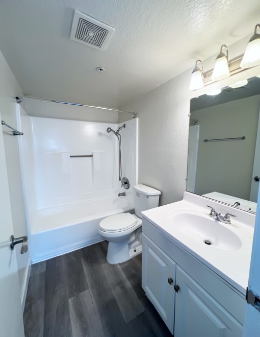 Park Tower bathroom