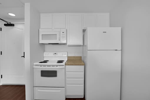 The Plaza on California Kitchen