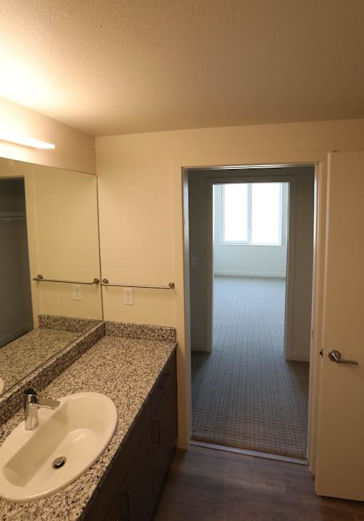 Redondo Heights Bathroom