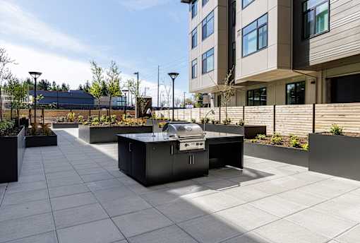 Redondo Heights BBQ Area