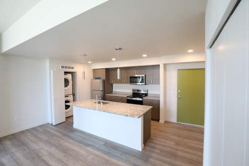 Redondo Heights Kitchen and Dining Area