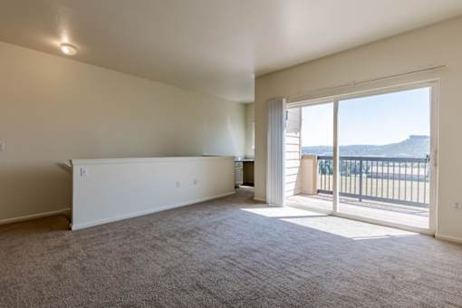 Reserve at Castle Highlands living room