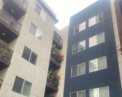 San Lucas Apartments building exterior