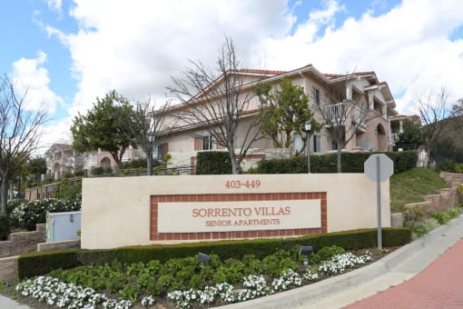 Sorrento Villas signage