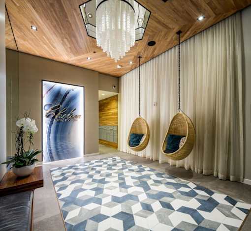 Chelsea Santa Monica Lounge