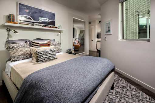 Chelsea Santa Monica Bedroom