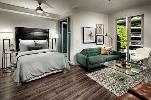 Chelsea Santa Monica Studio Living Area