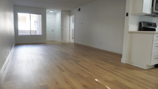 The Canyon at Sherman Oaks Unit 05 living room