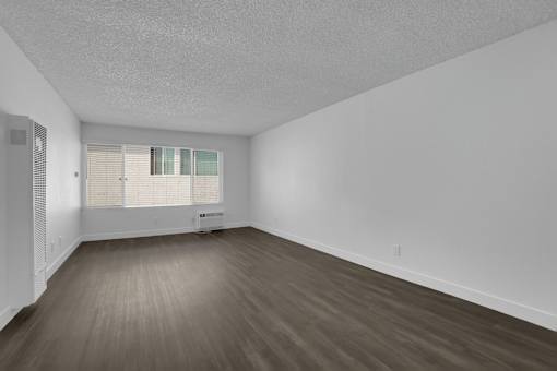 Tierra Del Sol 1 Bedroom Living Room