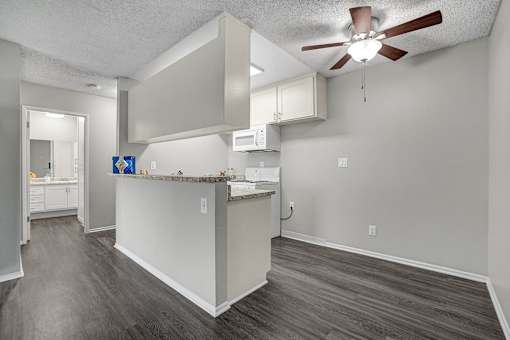 Tierra Del Sol 1Bedroom Kitchen and Dining Area