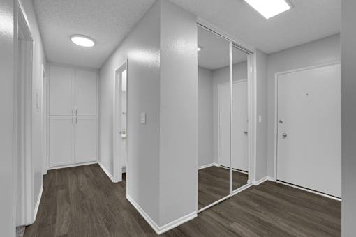 Tierra Del Sol 2 Bedroom Hallway
