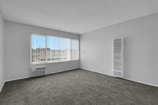 Tierra Del Sol 2 Bedroom Living Room