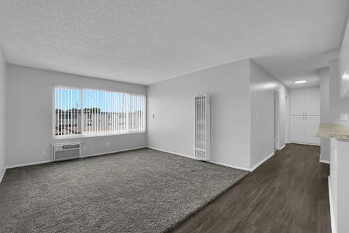 Tierra Del Sol 2 Bedroom Living Room