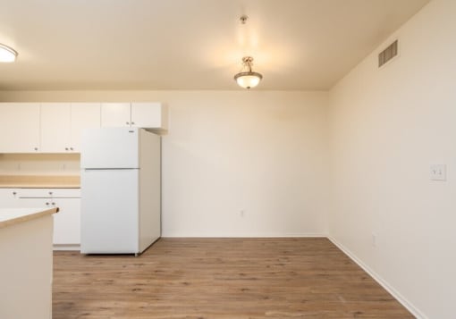 Twin Palm dining area