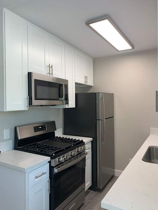 Vintage Apartments1bed Kitchen