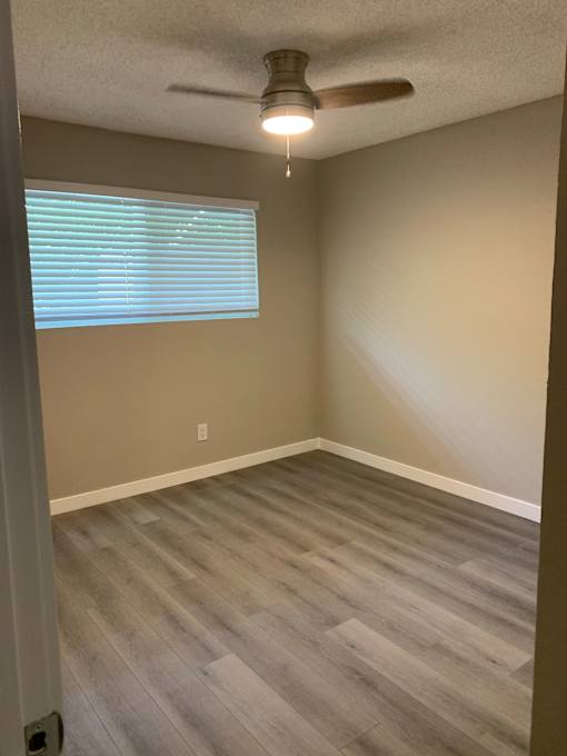 VIntage Apartments 2bed Bedroom