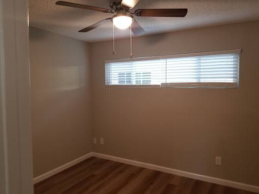 Vintage Apartments 2bed Bedroom