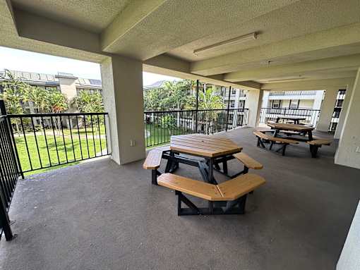 The Waterfront Apartments Patio Lounge