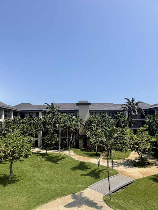 The Waterfront Apartments Courtyard Landscape
