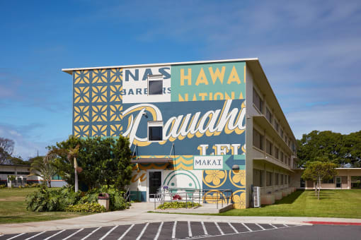 WakeaGardens_Exterior_MakaiSideMural