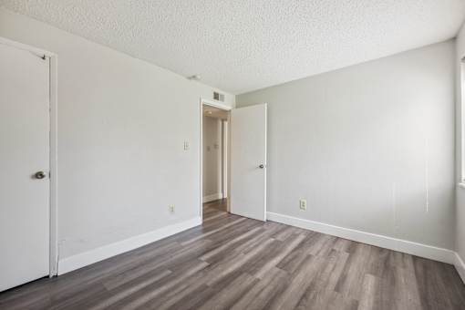 Experience stress-free living at Hathaway Village Apartments—Florissant's choice for quality, comfort, and affordability.