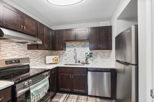 Luxury Apartment in Castleton available now