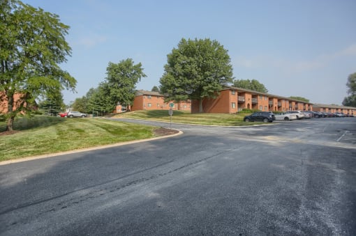 2 Bedroom Apartments in Harrisburg | Harrisburg Apartments | Twin Lakes Apartments in Harrisburg