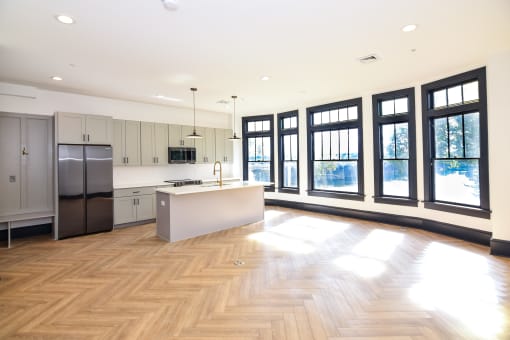 Spacious Apartment Harrisburg