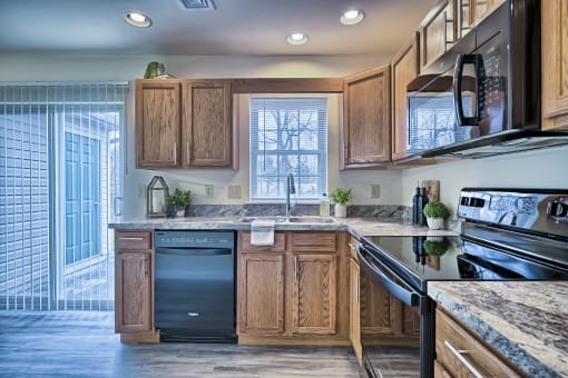 Large Kitchen Harrisburg Apartments | Harrisburg Townhouse Rental | Timber Ridge 