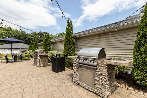 Grill Stations at Merion Milford Apartment Homes, Milford, CT, 06460